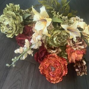 24 piece fall floral stems and greenery